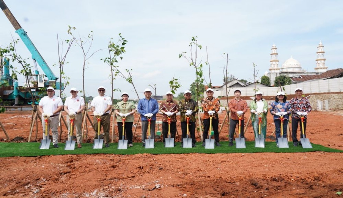 large_Foto_3_Groundbreaking_SIS_BSD_City_9ee34a6ce2