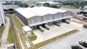 Salah_Satu_Warehouse_PT_Mega_Manunggal_Property_Tbk_(MMP)_yang_Terletak_di_Pondok_Ungu,_Bekasi.JPG__1