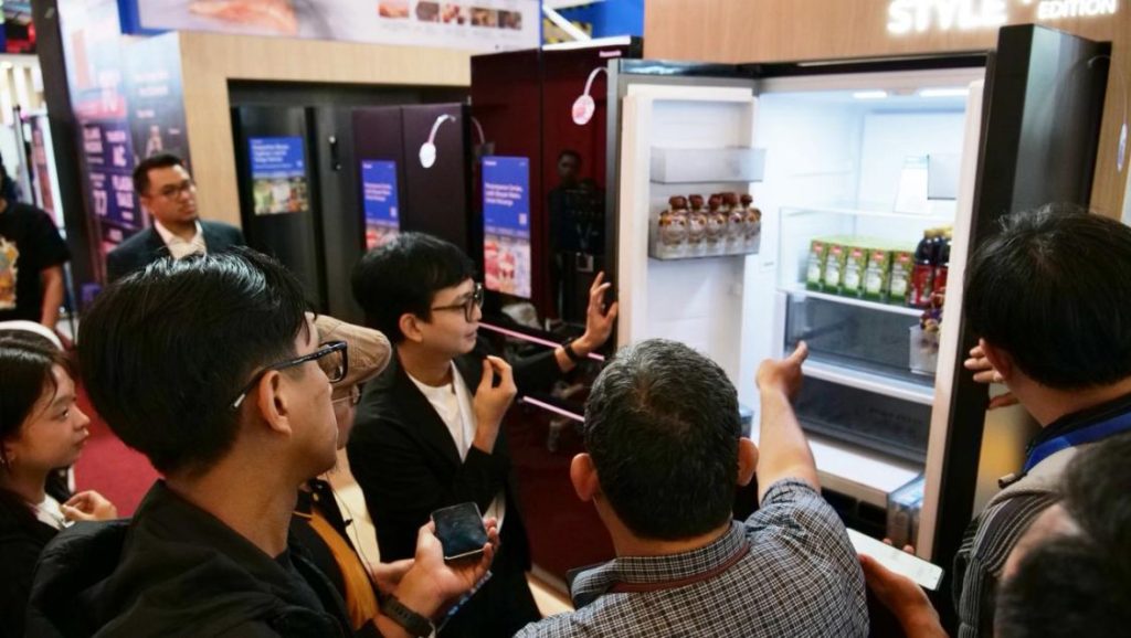 panasonic-hadirkan-kulkas-premium-style-edition-dan-japan-domestic-market-untuk-dapur-modern-01